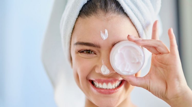 Know All That You Need About The Signs That A New Skincare Routine Is Must